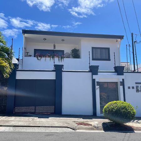 Alicia'S Place 10 Min From Airport Apartamento Alajuela Exterior foto