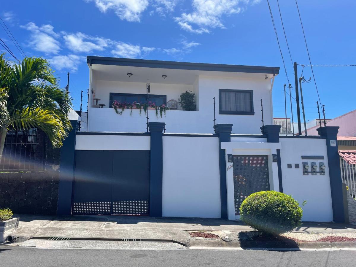 Alicia'S Place 10 Min From Airport Apartamento Alajuela Exterior foto
